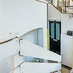Clapham Oasis: 1 Bedroom, Sauna, Garden Retreat