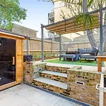 Clapham Oasis: 1 Bedroom, Sauna, Garden Retreat